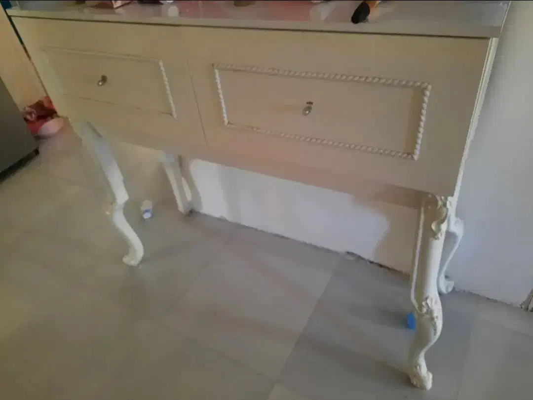 فروش یک کنسول و بعلاوه یک بوفه|بوفه، ویترین، کنسول|شیراز, شهرک والفجر|دیوار