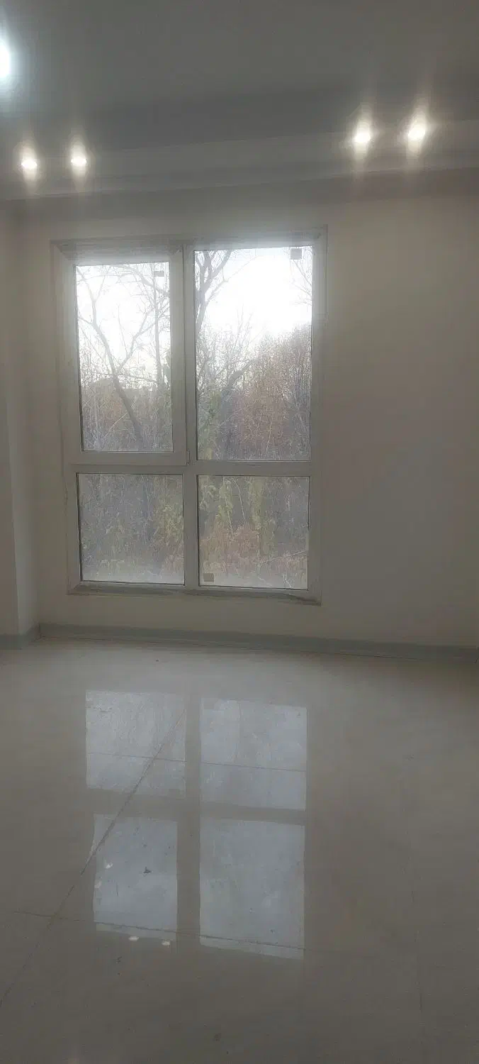 ۱۹۵ متر سه خوابه نوساز کلید نخورده  بدون مشابه