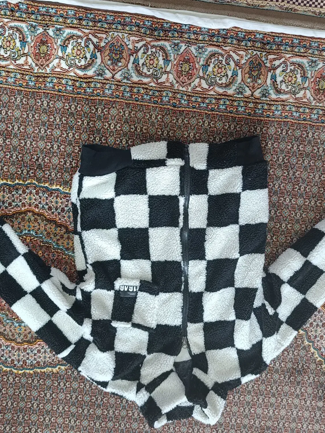 تدی|لباس|ارومیه, |دیوار