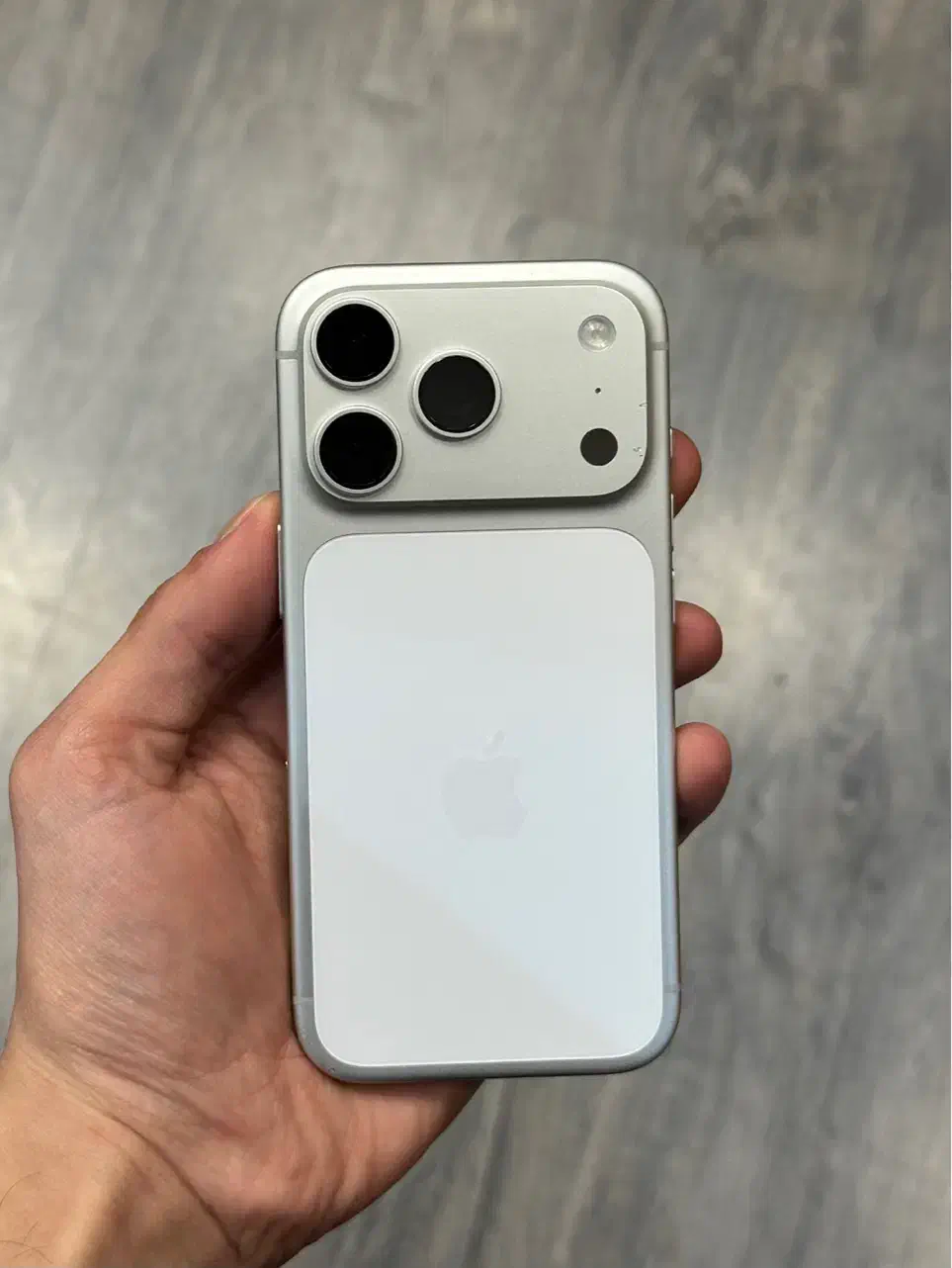 17 pro|موبایل|گرگان, |دیوار