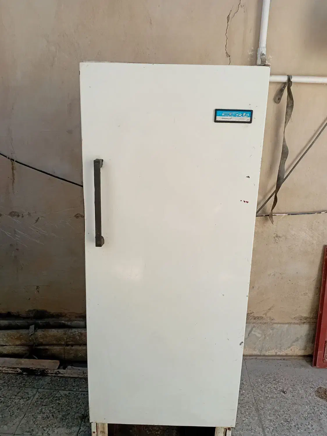 حراج یخچال ارج سالم سالم ضمانتی ایرانشهر|یخچال و فریزر|ایرانشهر, |دیوار