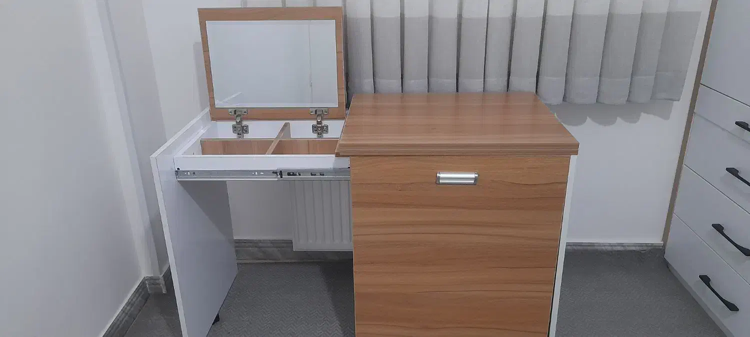 میز آرایشی و میز تحریر جادویی|میز تحریر و کامپیوتر|شهریار, شهرک شاهد|دیوار