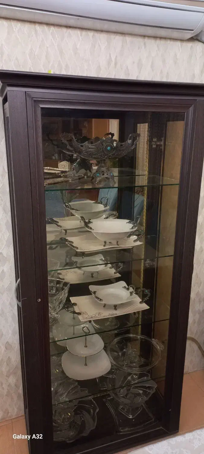 بوفه|بوفه، ویترین، کنسول|لنگرود, |دیوار