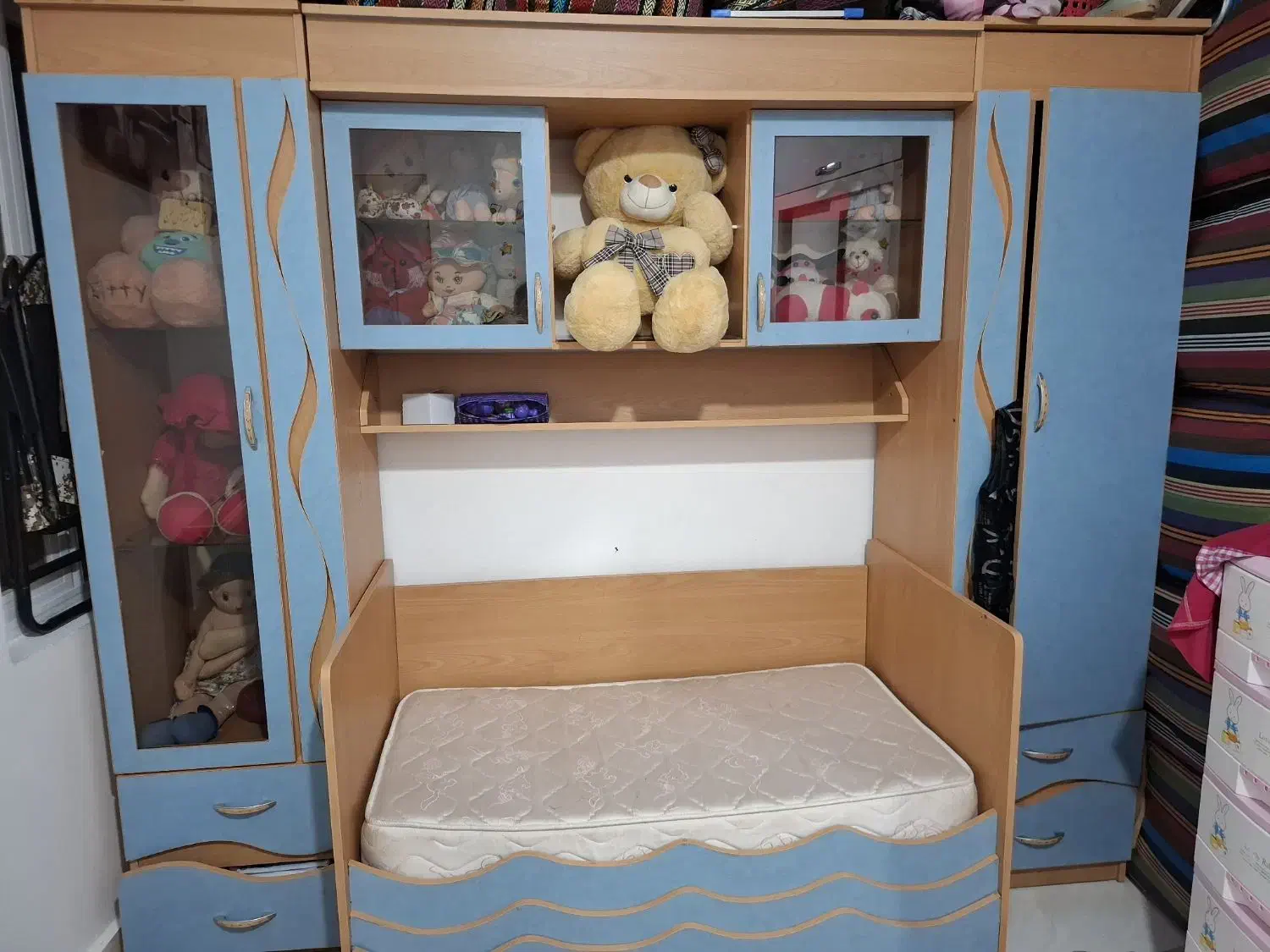 سرویس تختخواب|تشک تختخواب|سلمان‌شهر, |دیوار