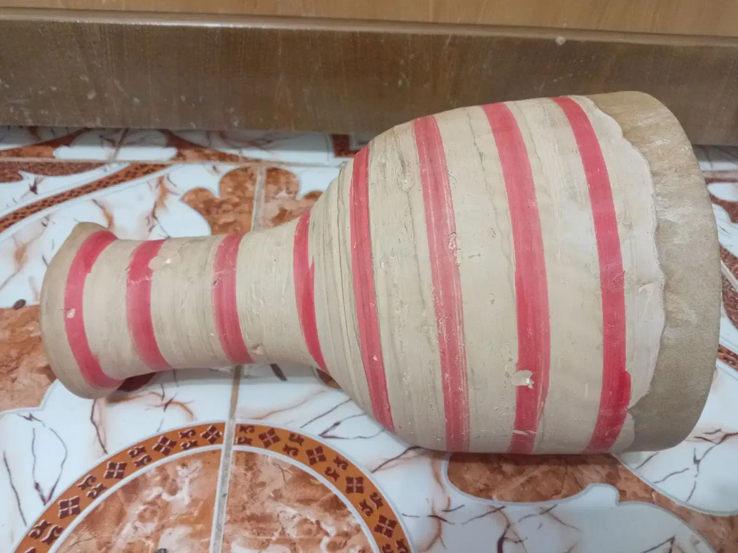 تنبک|سازهای سنتی|باغ بهادران, |دیوار