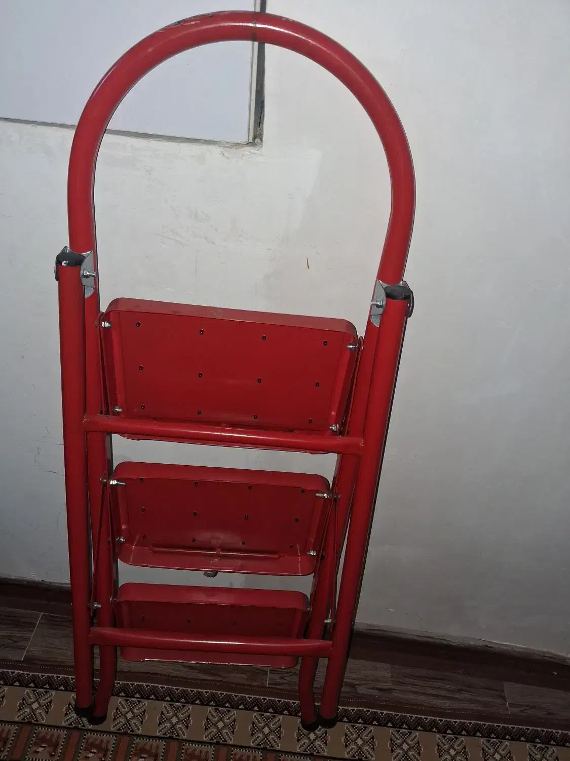 نرده بان|ابزارآلات|لنگرود, |دیوار