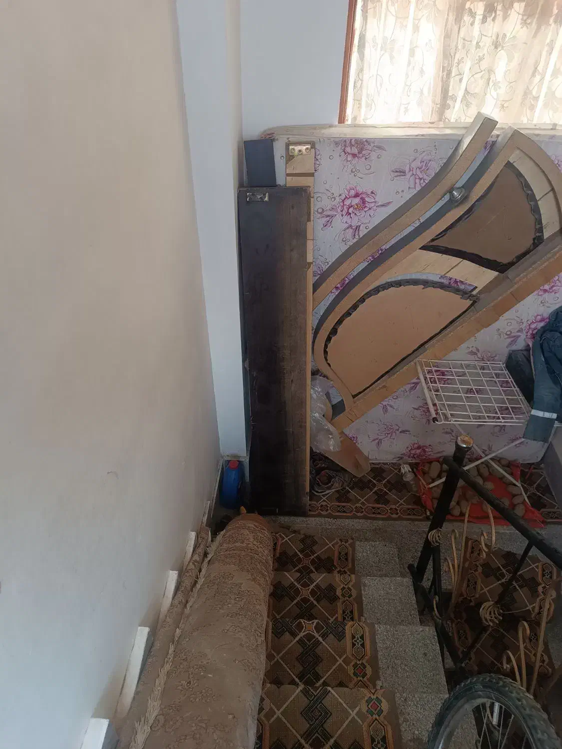 تخت دو نفره به همراه تشک سالم|تشک تختخواب|مشهد, رده|دیوار