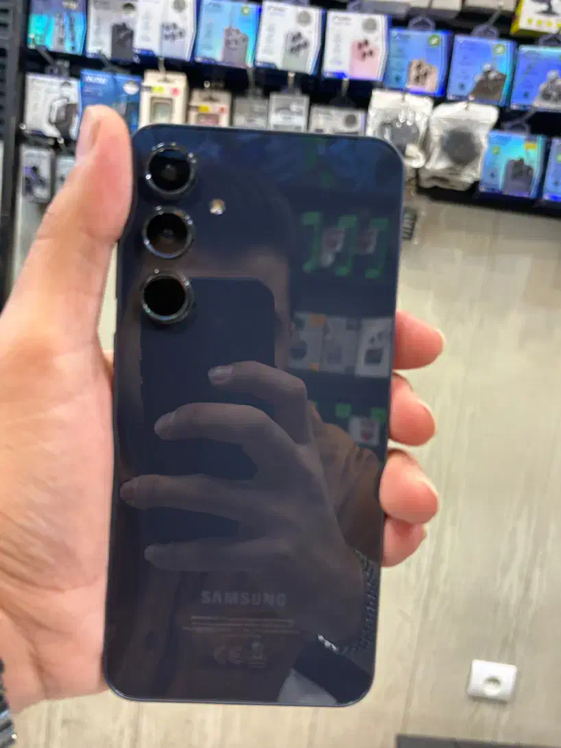 گوشی موبایل سامسونگ‌ کارکرده در حد نو A55|موبایل|تهران, جمهوری|دیوار