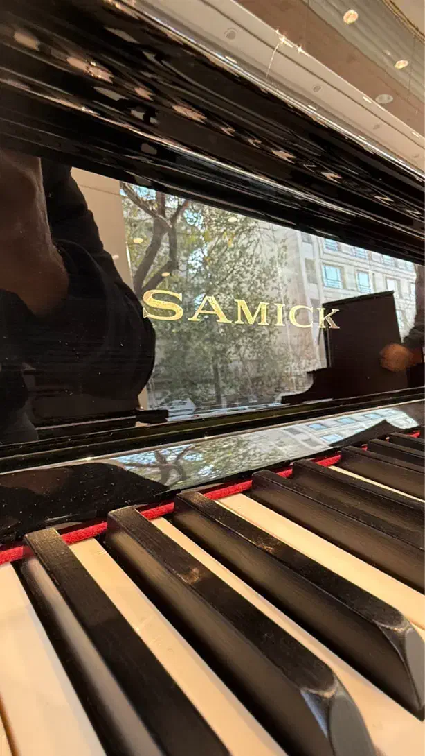 پیانو آکوستیک آکبند|پیانو، کیبورد، آکاردئون|تهران, بهجت‌آباد|دیوار