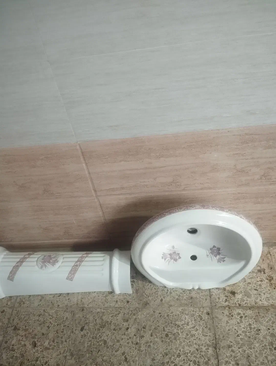 روشویی|لوازم سرویس بهداشتی|شوشتر, |دیوار