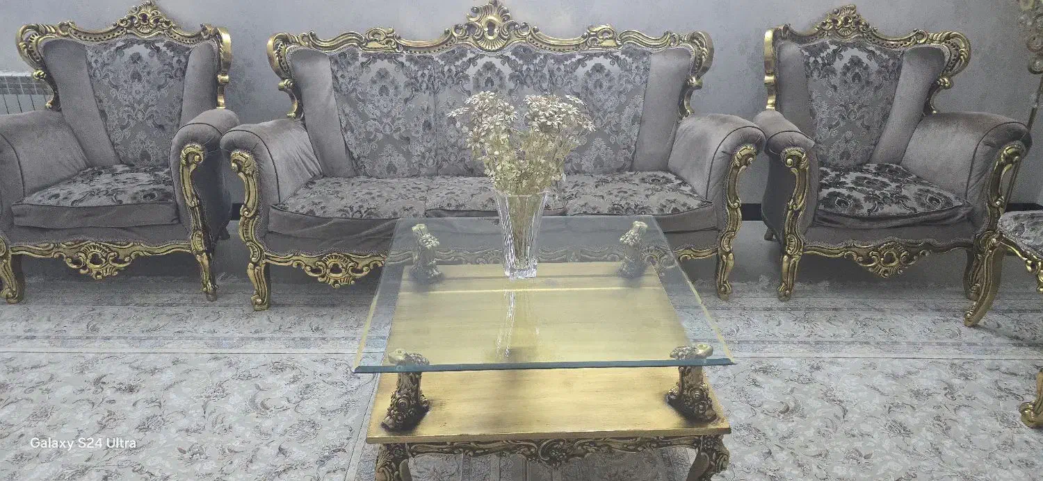 مبل ۹ نفره سلطنتی|مبلمان خانگی و میز عسلی|یزد, |دیوار