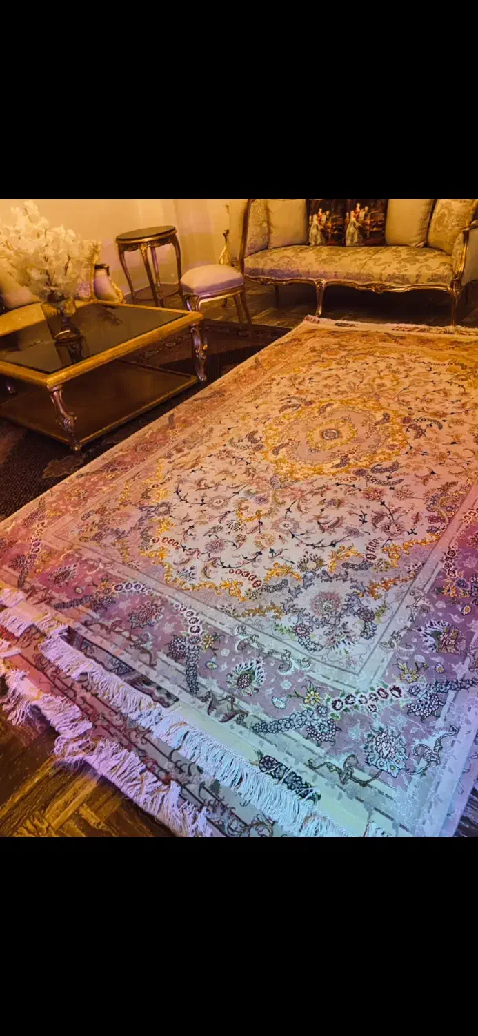 فرش دستباف گل ابریشم|فرش|تهران, زعفرانیه|دیوار