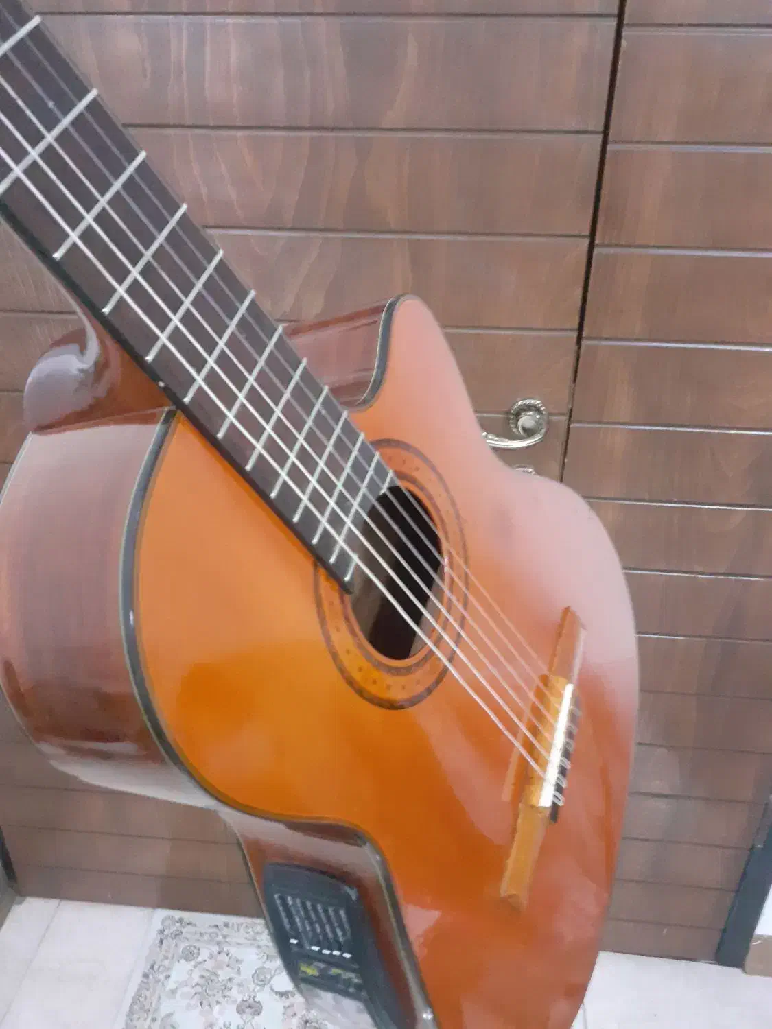 گیتار اریا Ak80 پیکاب دار تیونر دار خیلی قدیمی اصل|گیتار، بیس، امپلیفایر|بابلسر, |دیوار