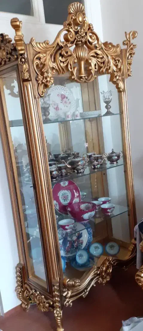 بوفه طلایی با چوب راش|بوفه، ویترین، کنسول|خوی, |دیوار