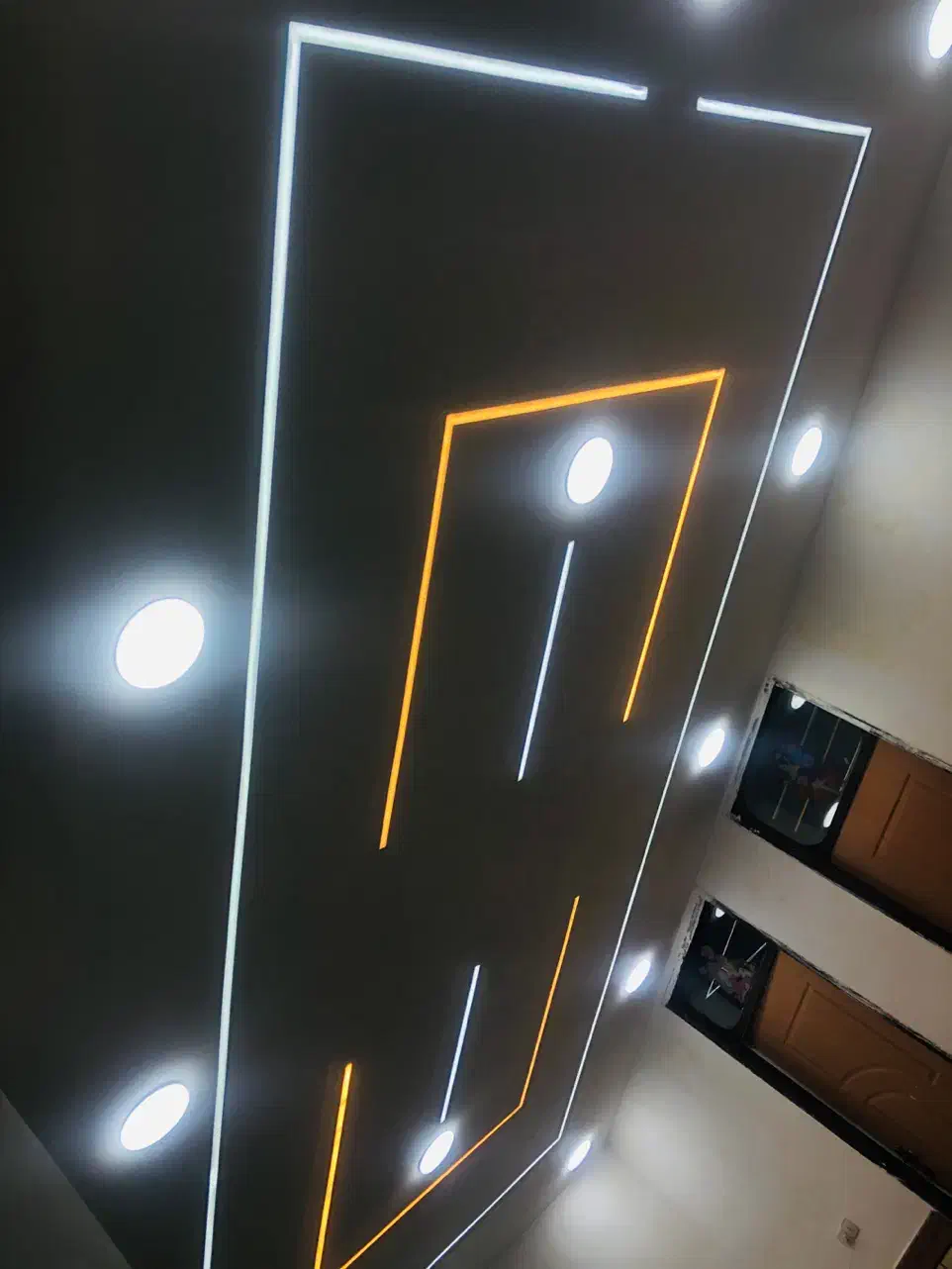 خدمات برقی ایران زمین|خدمات پیشه و مهارت|شوش, |دیوار