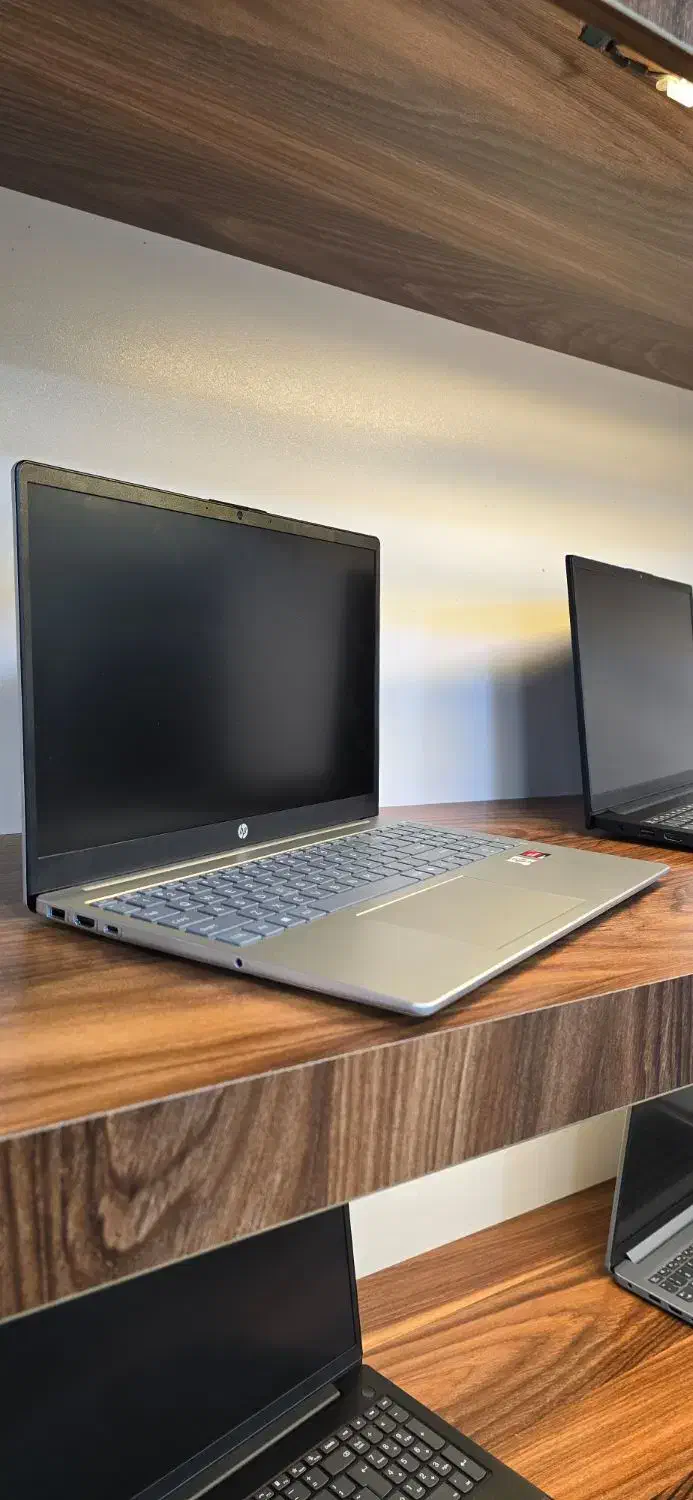 پخش لبتاب آقای اقساط|رایانه همراه|ارومیه, |دیوار