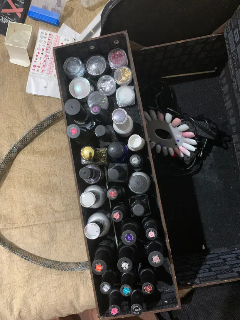 لوازم کاشت ناخن کم کارکرد|آرایشی، بهداشتی، درمانی|اردبیل, |دیوار