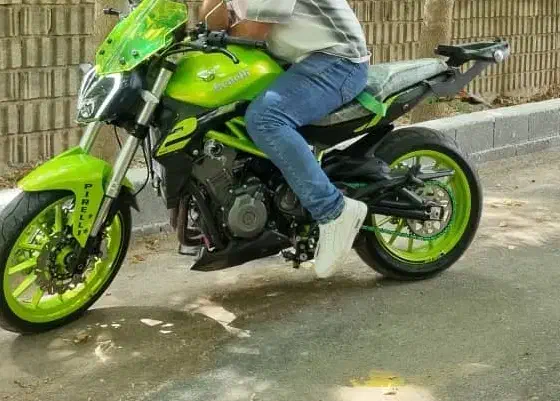 بنلی دوسیلندر|موتورسیکلت|شیراز, فرگاز|دیوار