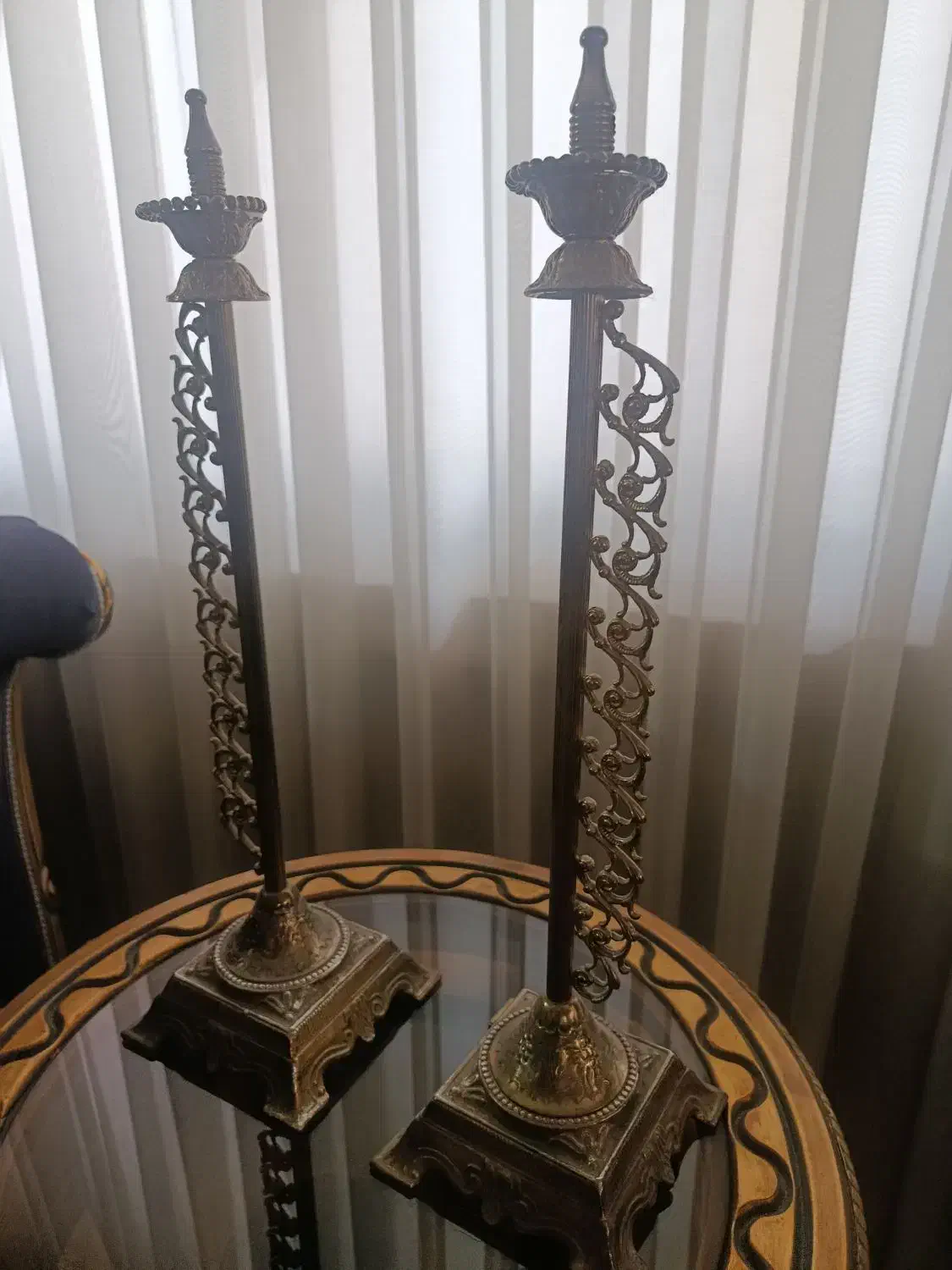 گلدان برنجی|کلکسیون اشیاء عتیقه|مشهد, شهید فرامرز عباسی|دیوار