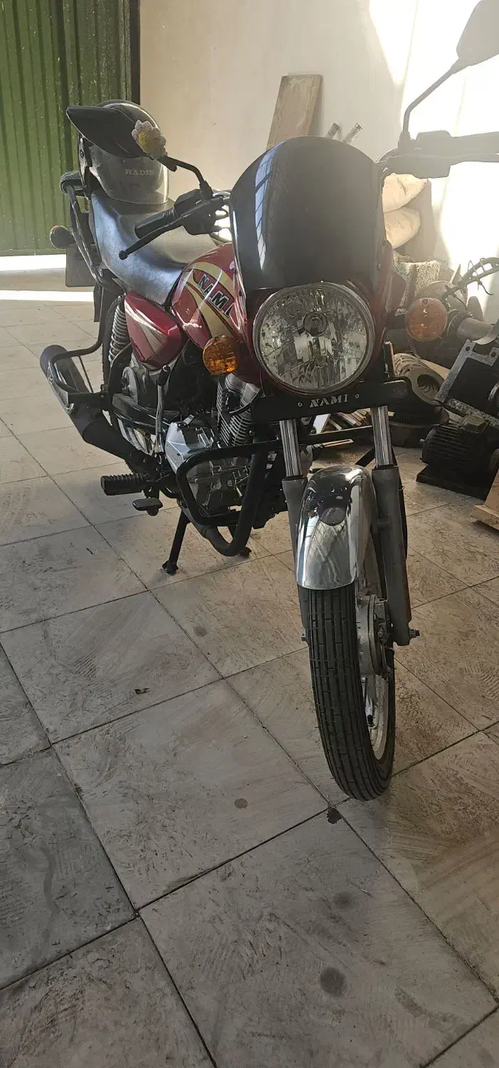 نامی باکسر|موتورسیکلت|تبریز, |دیوار