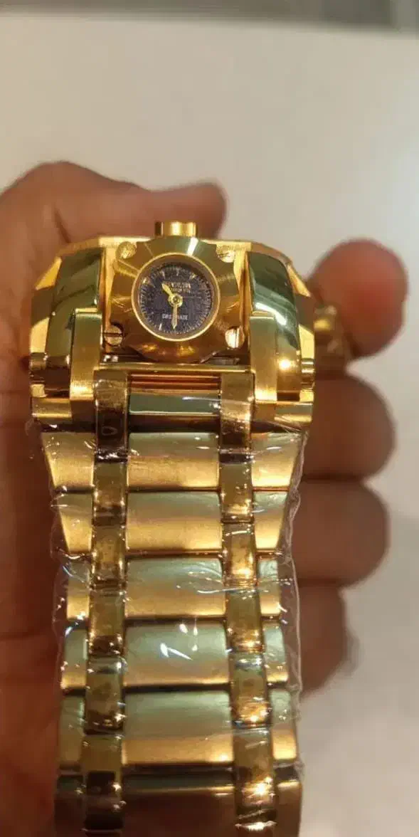 ساعت|ساعت|تهران, چیتگر جنوبی|دیوار