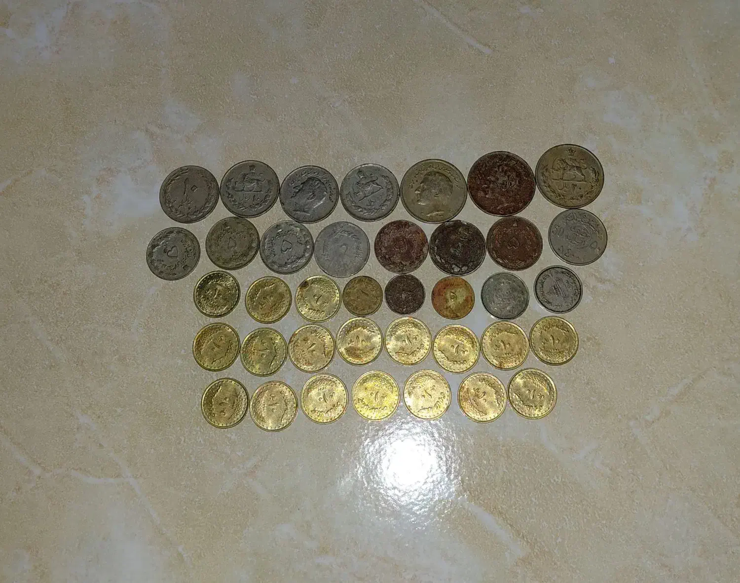 سکه های شاهی و قدیمی|کلکسیون اشیاء عتیقه|سورک, |دیوار