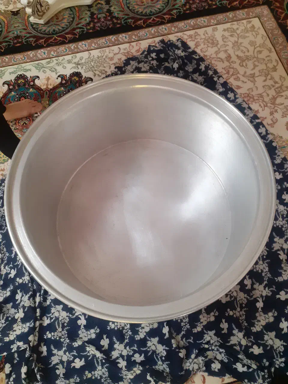 قابلمه روحی|ظروف پخت‌وپز|فشاپویه, |دیوار