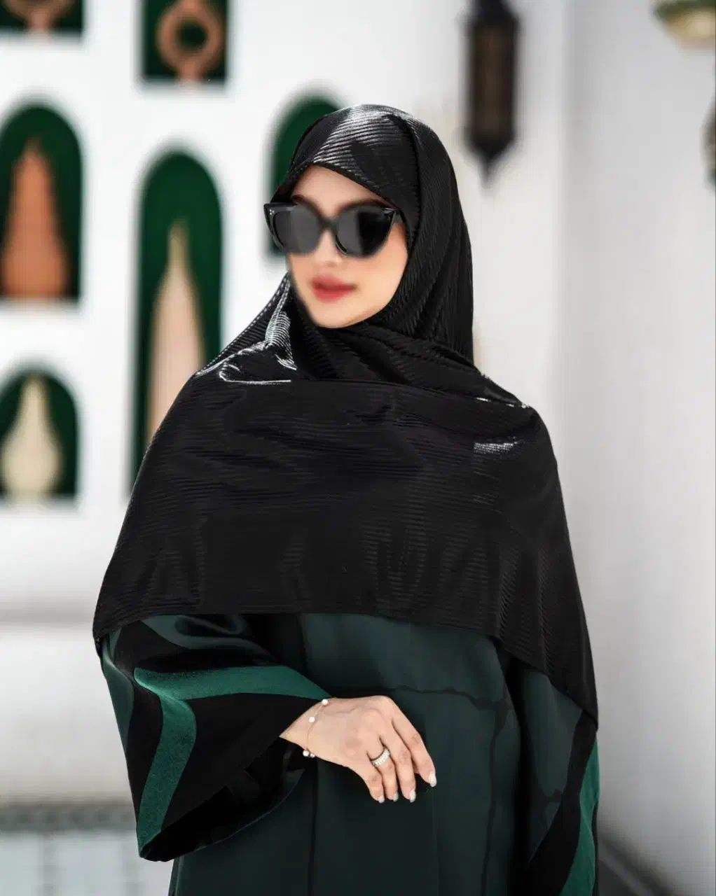 روسری مجلسی و روزمره|لباس|قم, باغ کرباسی|دیوار