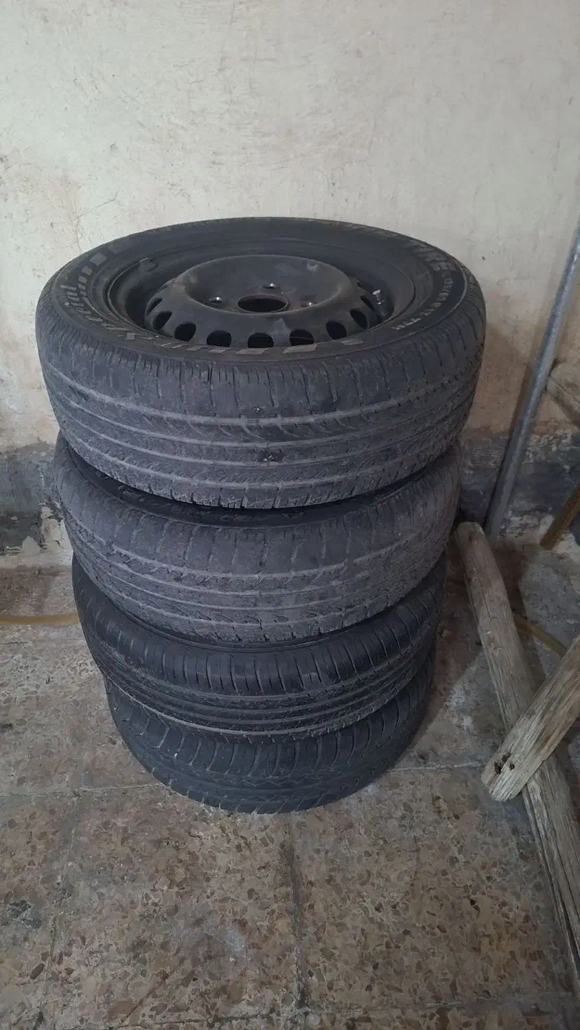 تایر|قطعات یدکی و لوازم جانبی|اهواز, بیست متری شهرداری|دیوار