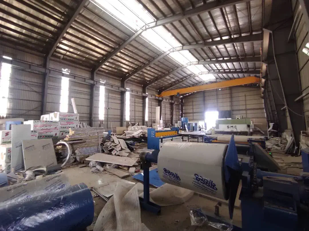 اجاره سوله ۱۰۰۰ متری با چرثغیل|اجارهٔ دفتر صنعتی، کشاورزی، تجاری|زاویه, |دیوار