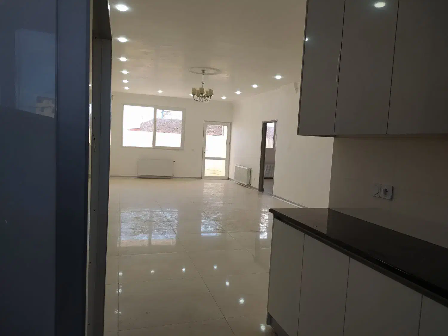 آپارتمان دوخوابه صفر در محله ای امن و ارام|اجارهٔ آپارتمان|کرمان, |دیوار