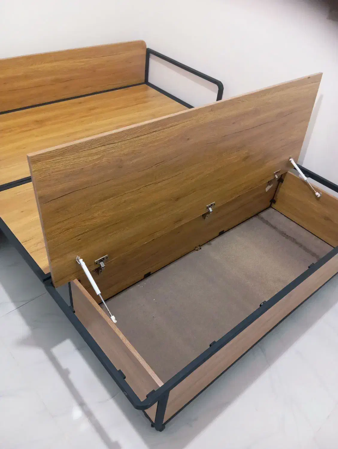 تخت تاشو|تخت و سرویس خواب|شاهرود, |دیوار