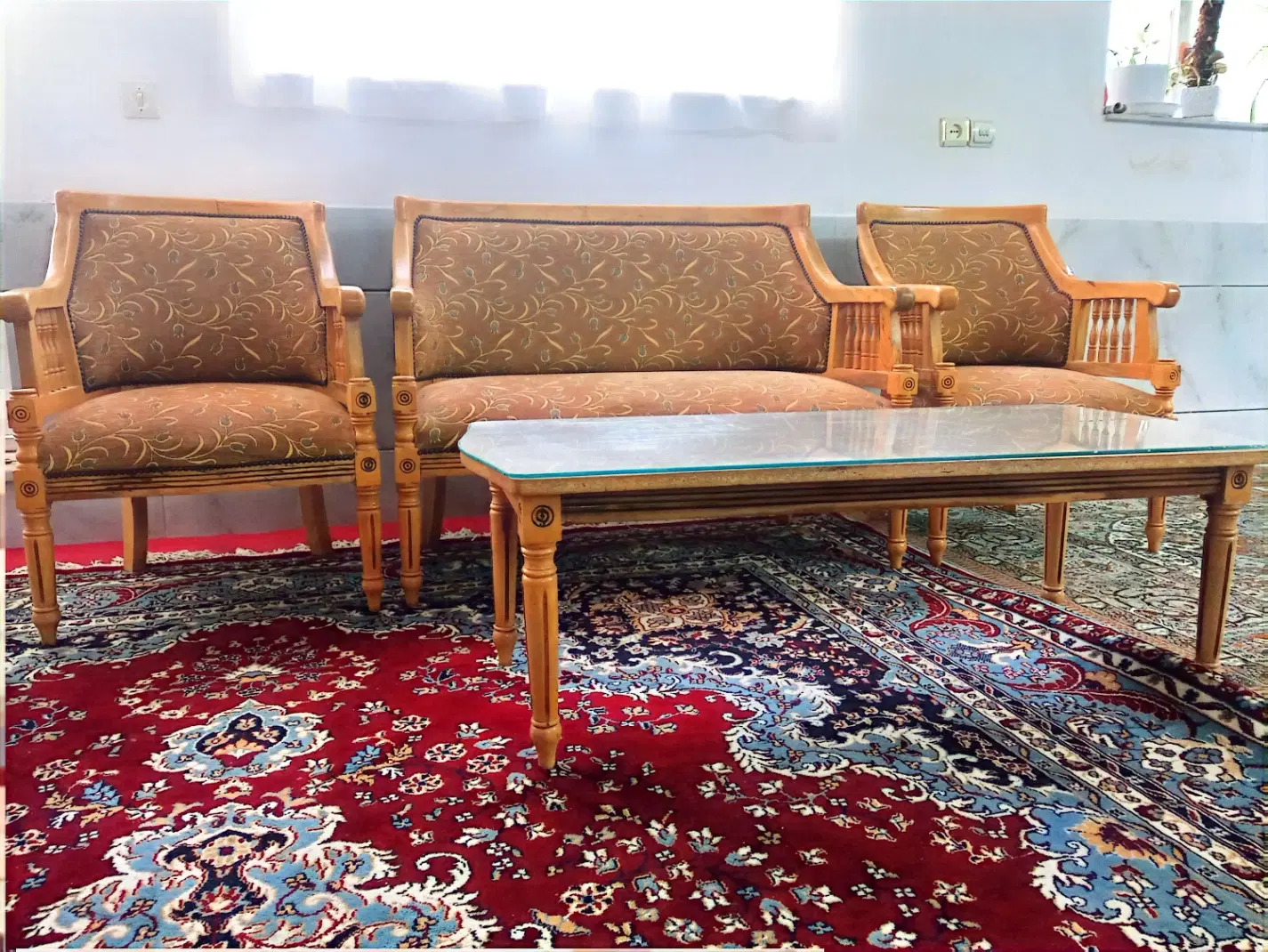 فروش|مبلمان خانگی و میز عسلی|کاشمر, |دیوار
