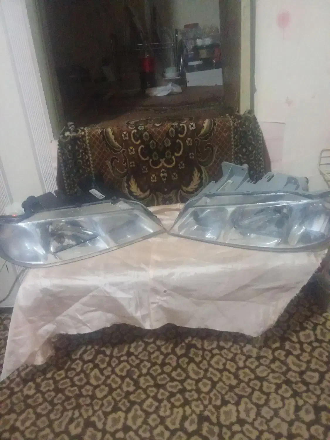 چراغ جلوپرشیا|قطعات یدکی و لوازم جانبی|ارومیه, |دیوار