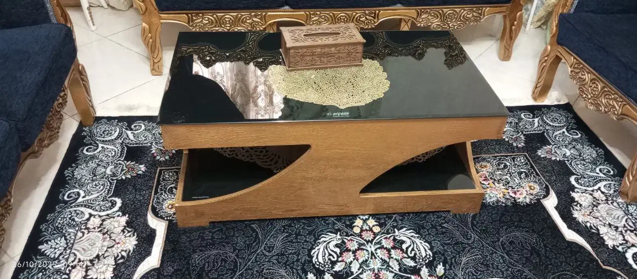 مبل هفت نفره با میز ناهارخوری|مبلمان خانگی و میز عسلی|تهران, خزانه|دیوار