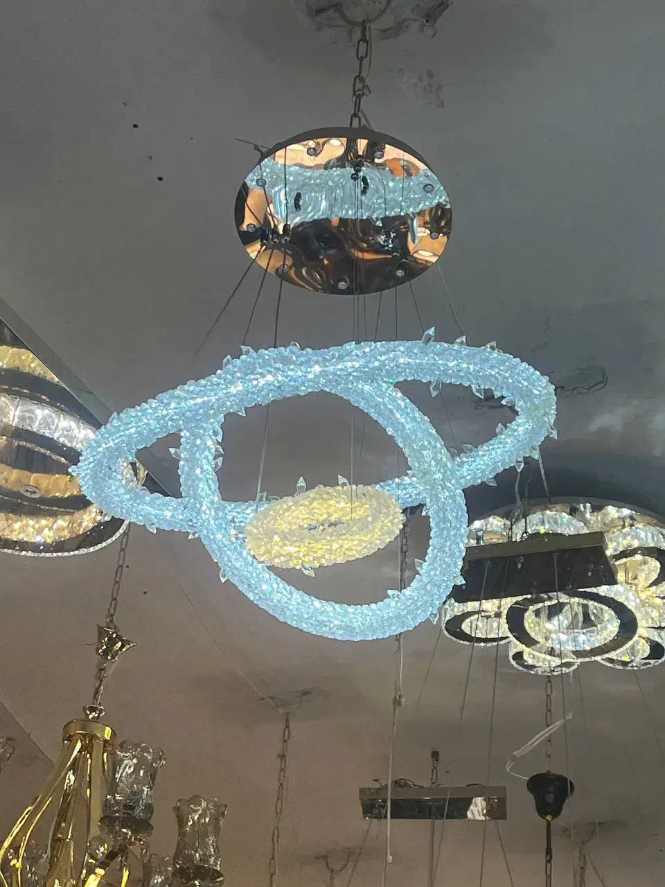 لوستر نو قیمت ۱۲تومن|لوستر و چراغ آویز|قائن, |دیوار