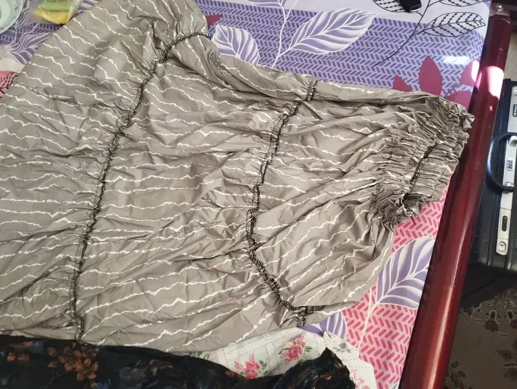 دامن|لباس|صدرا-فارس, فاز ۲|دیوار