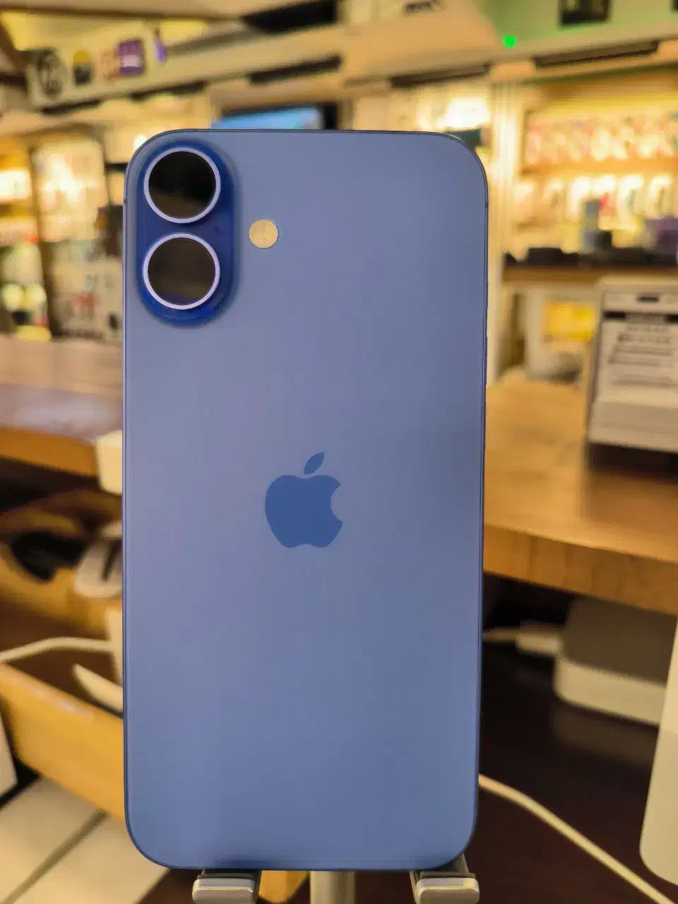 کمک حسابدار خانم برای اپل استور|استخدام مالی، حسابداری، حقوقی|تهران, امام زاده قاسم (نیاوران)|دیوار