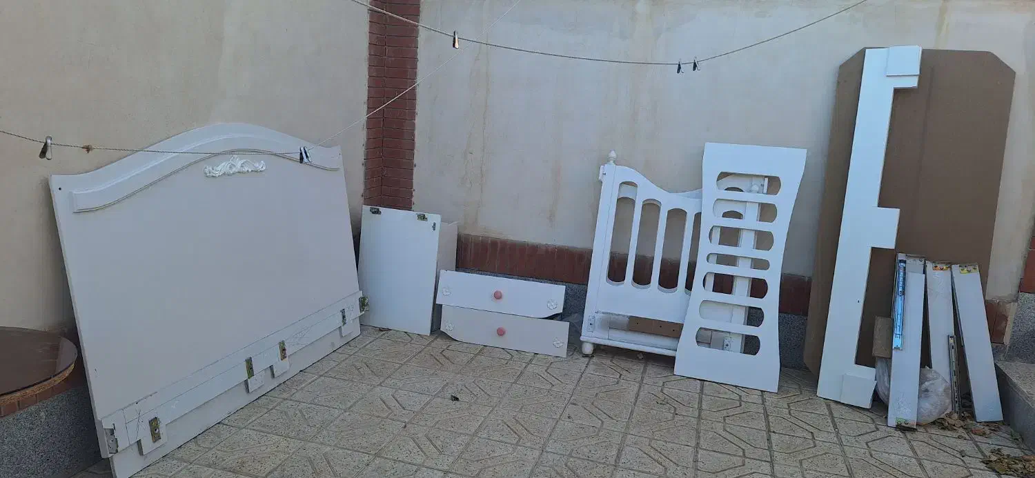 لوازم منزل کمد تختخواب میز گرد دبه|حراج|گلبهار, شهر جدید گلبهار|دیوار