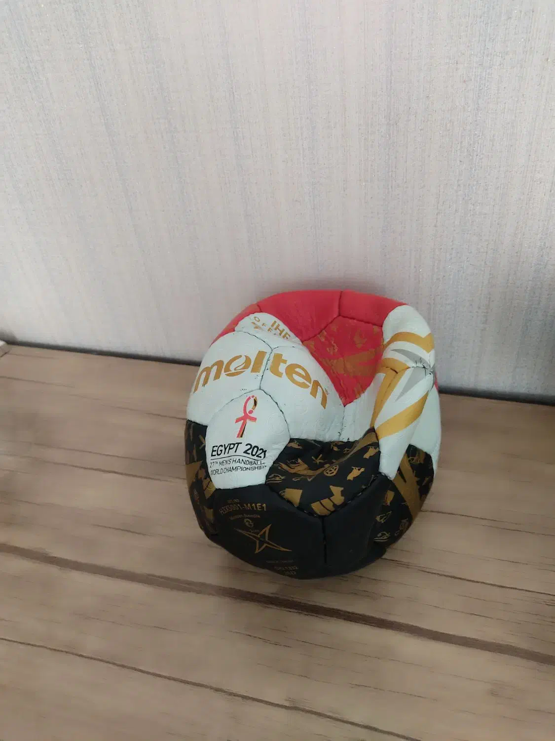 توپ فوتبال چمن و توپ هندبال|ورزش‌های توپی|اقبالیه, |دیوار