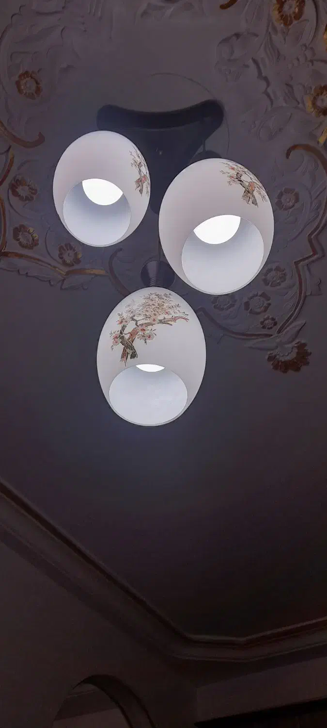 لوستر سه شعله|لوستر و چراغ آویز|لاهیجان, حاجی آباد|دیوار