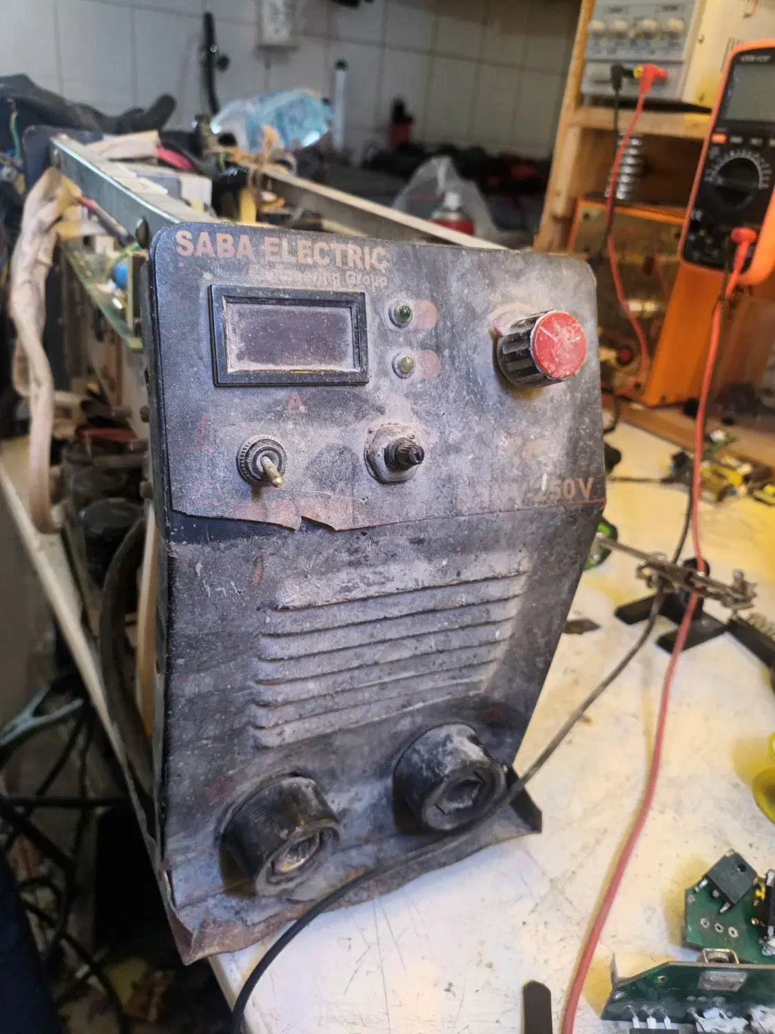 تعمیر انواع برد دستگاه جوش، ترازو، دریل شارژی|خدمات پیشه و مهارت|قشم, |دیوار