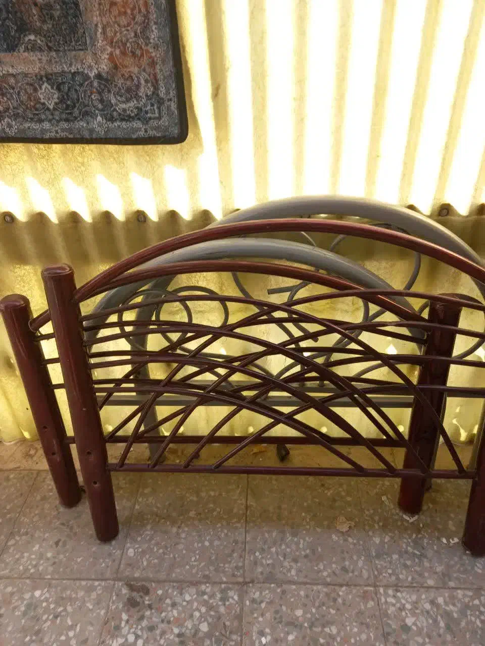 دو عدد تخت یکنفره فلزی|تخت و سرویس خواب|اهواز, باغ شیخ|دیوار