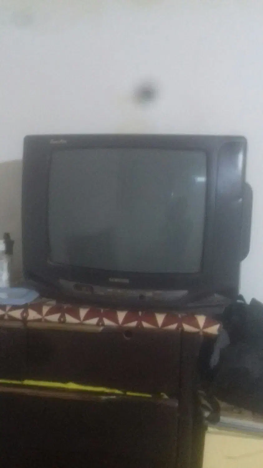 تلوزیون سامسونگ21اینچ|تلویزیون و پروژکتور|خمین, |دیوار