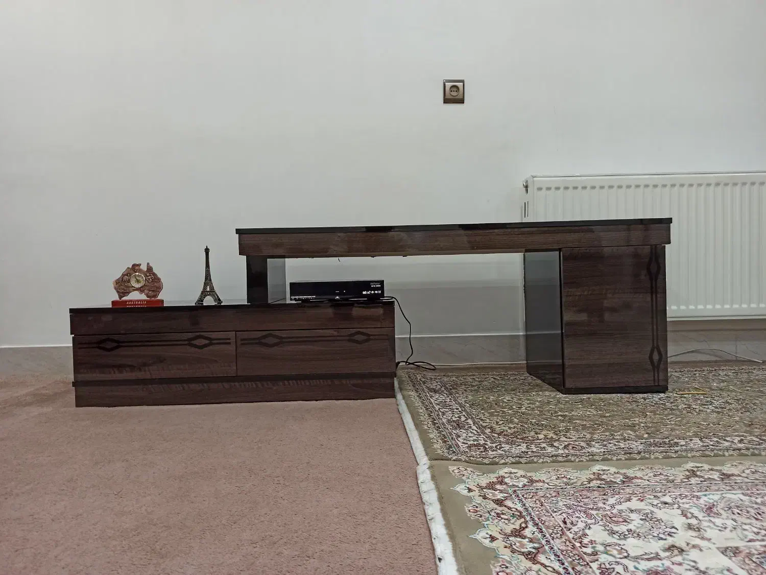 میز تلویزیون درحد نو|میز تلویزیون|بانه, |دیوار