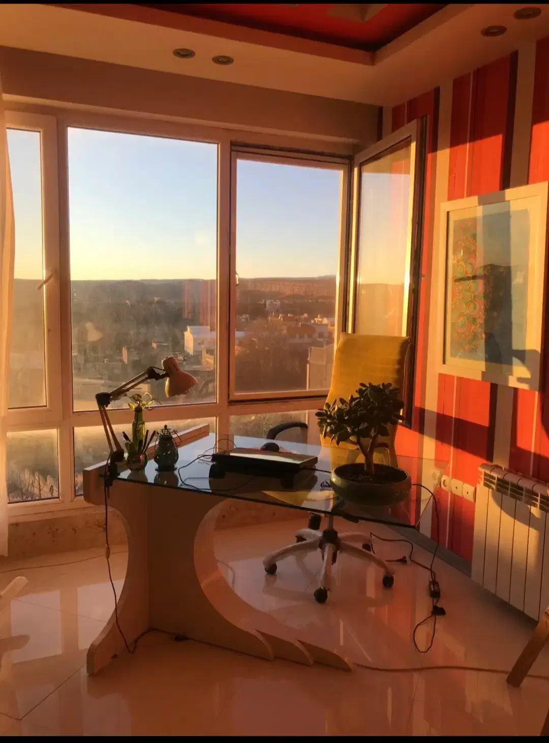 میز و صندلی برند محرری|مبلمان اداری|طرقبه, |دیوار