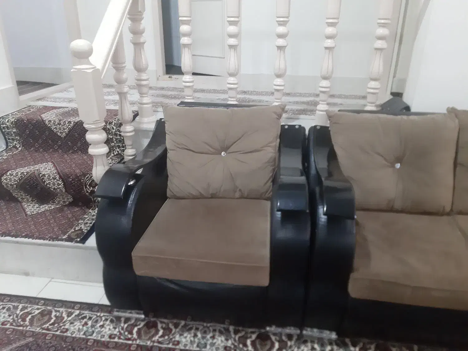 مبلمان راحتی ۹ نفره چرمی|مبلمان خانگی و میز عسلی|زنجان, |دیوار