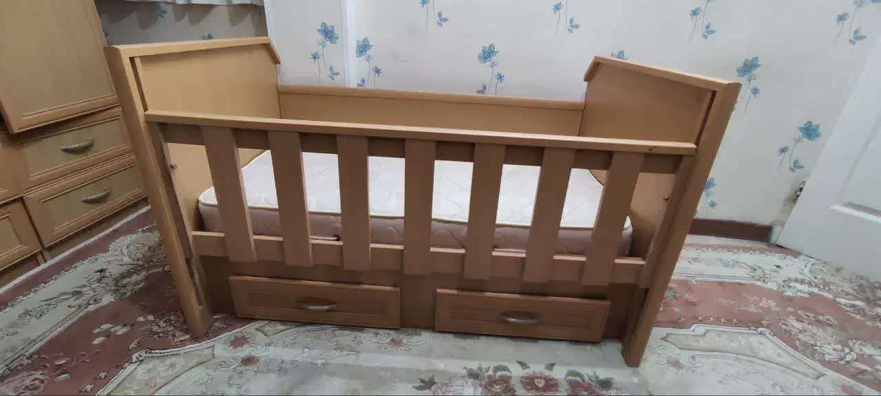 تخت و تشک خوشخواب کودک|تخت و سرویس خواب|قم, پردیسان|دیوار