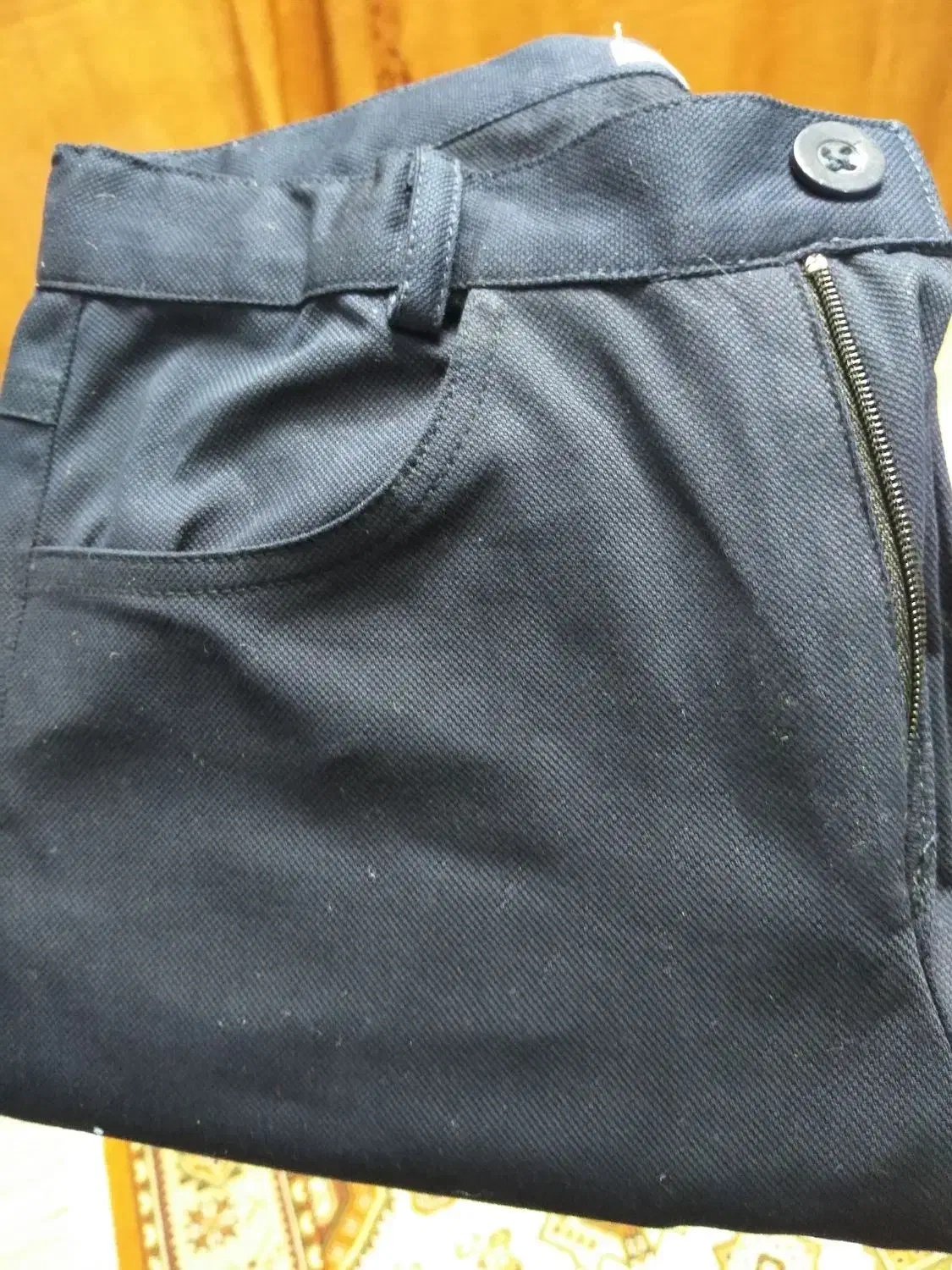 لباس پسرونه|لباس|ورامین, ورامین|دیوار