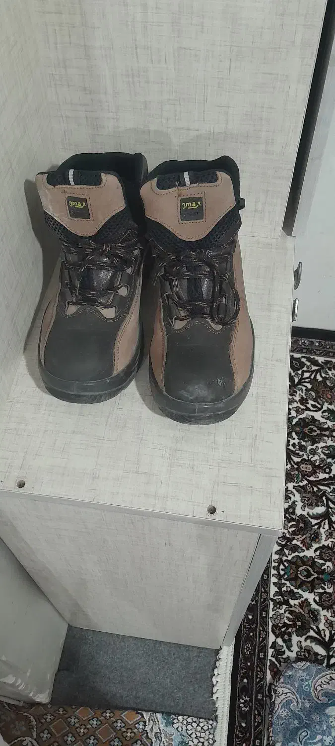 کفش ایمنی|کیف، کفش، کمربند|زنجان, |دیوار